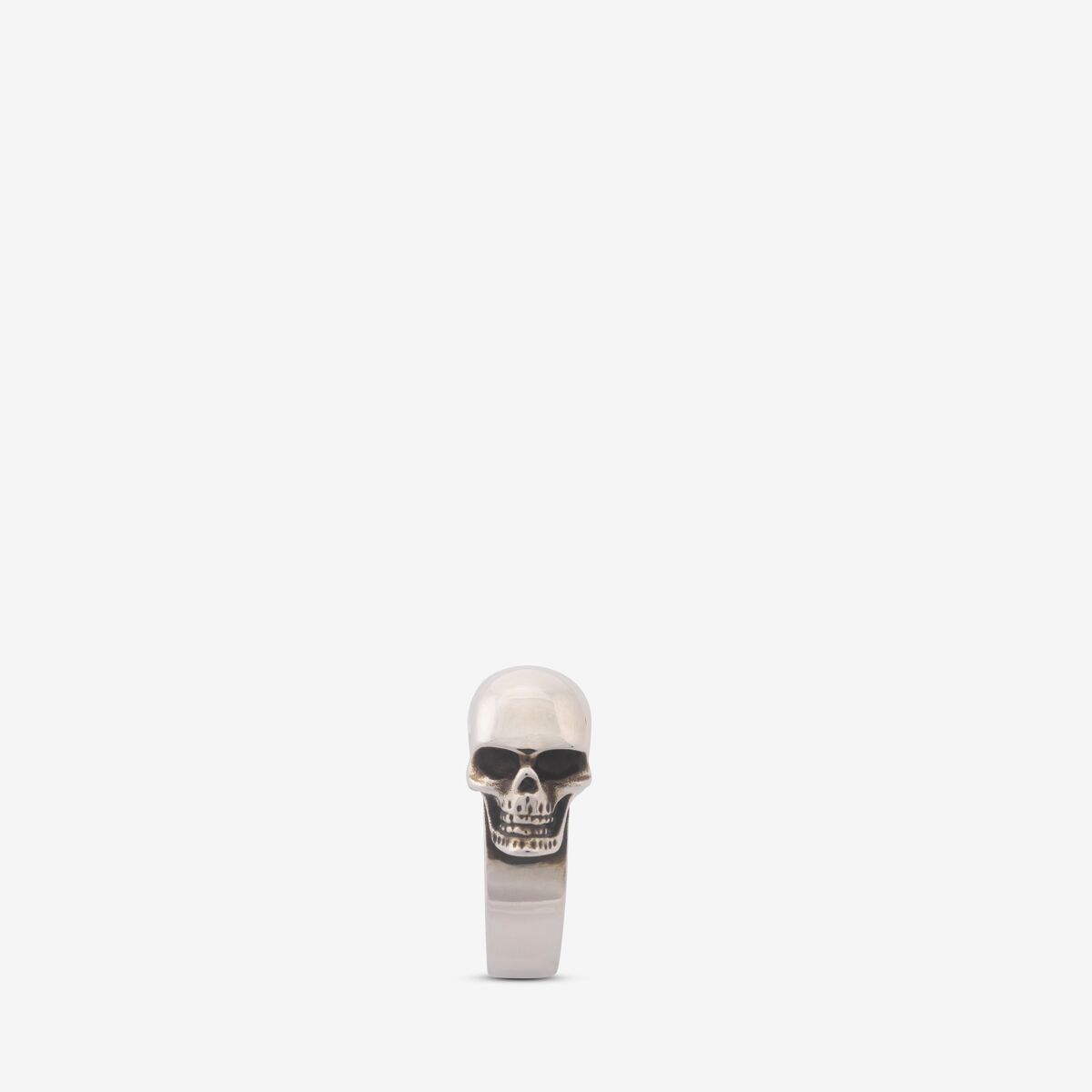 Alexander Mcqueen The Side Skull Ring In Antique Silver