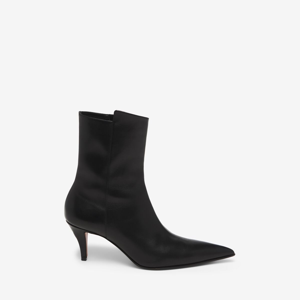 Alexander Mcqueen Birdee Leather Boots In Black